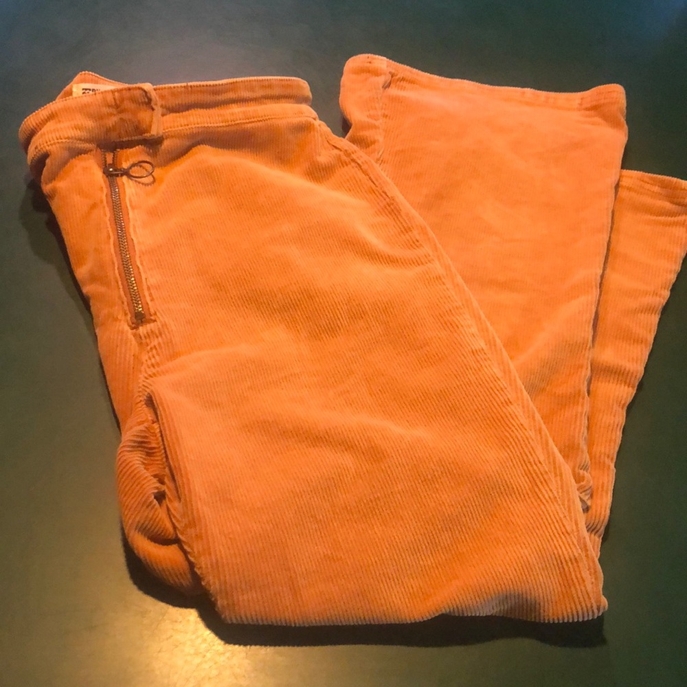 Billabong size 29 corduroy pants; brown